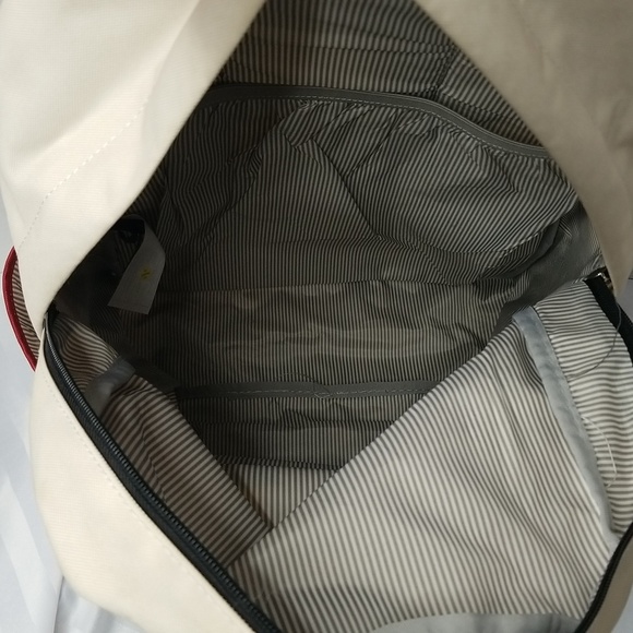 Loungefly Horror:IT Pennywise Backpack - Picture 5 of 8